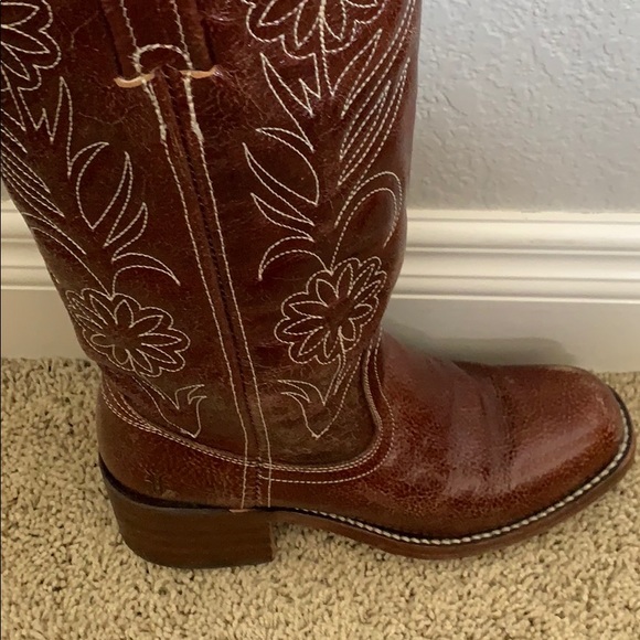 Authentic FRYE cowboy boots - Picture 2 of 4